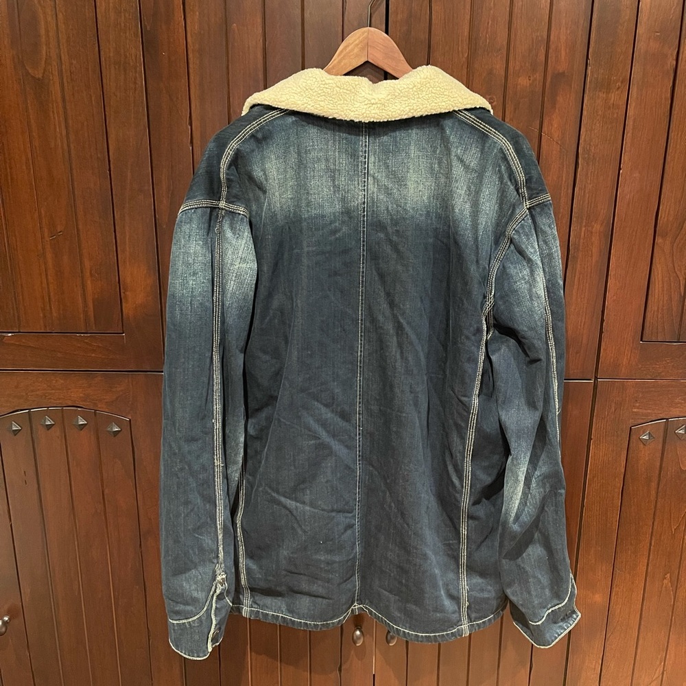 Jacket - Picture 7 of 8